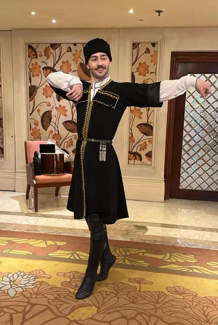 Дагестанский хореографический ансамбль «Имамат» выступил на саммите в Индии